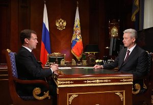 сергей собянин вместе с медведевым