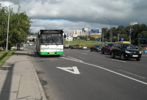выдленная полоса на ленинградском шоссе